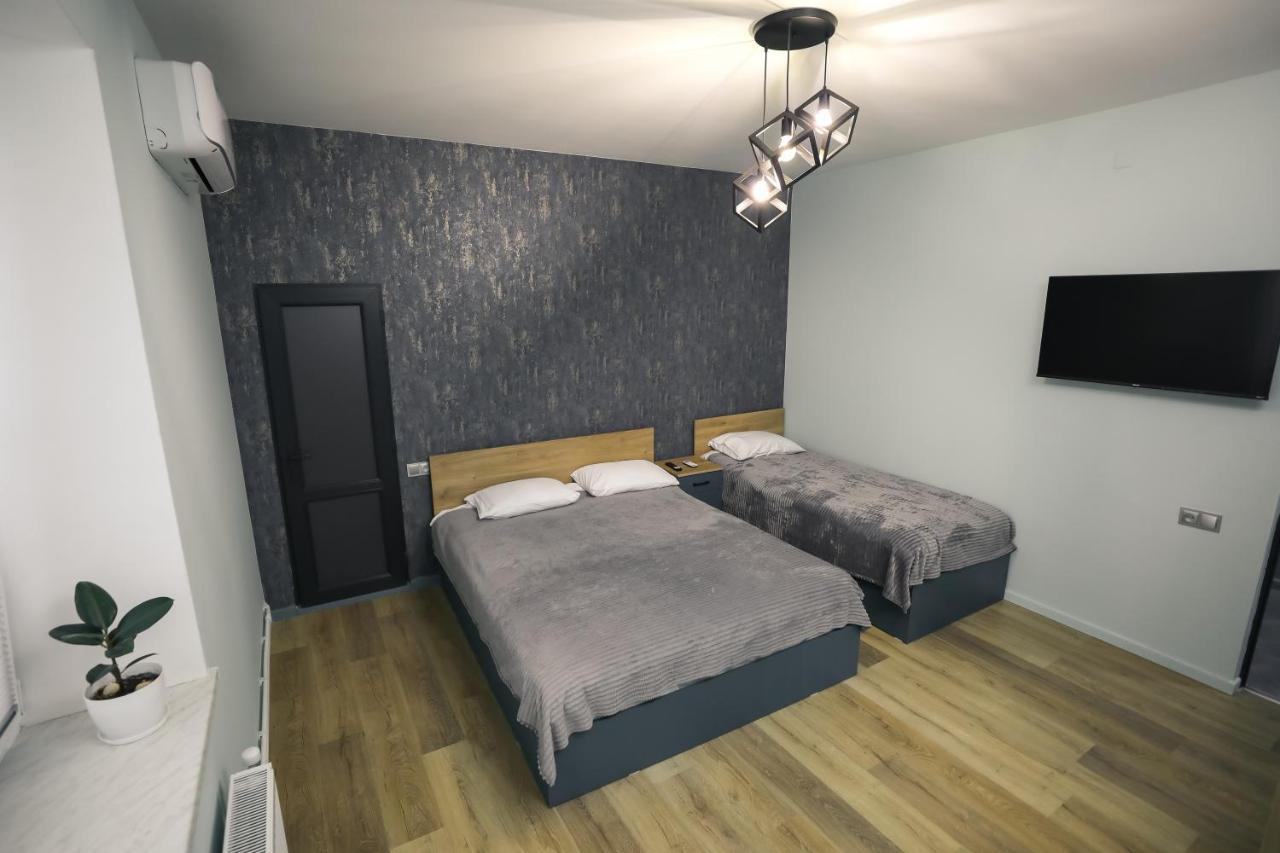 Am Hotel יירבאן מראה חיצוני תמונה